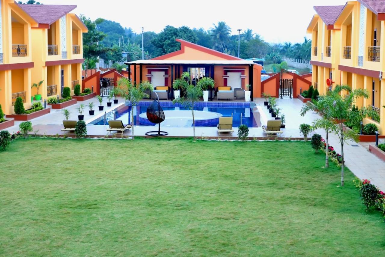 Tampara Resort Chatrapur Esterno foto